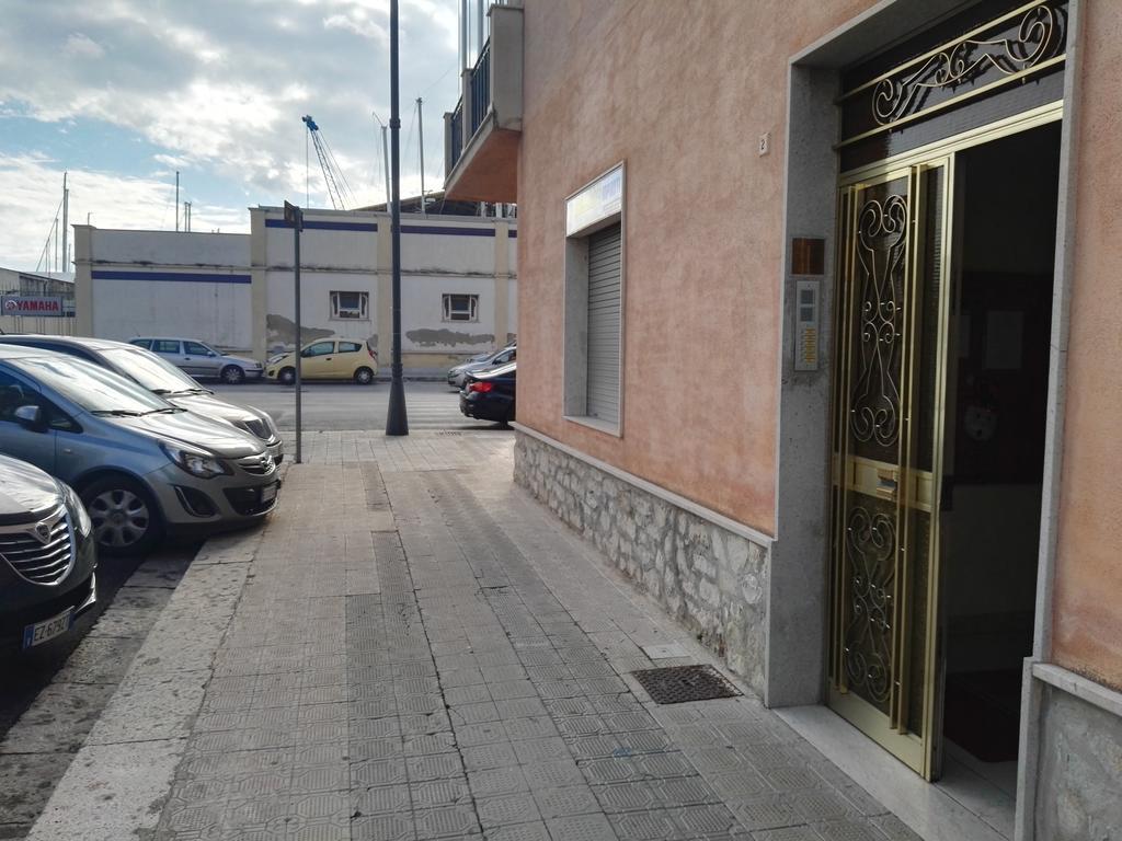 L'Oasi Del Porto Bed and Breakfast Trapani Eksteriør billede